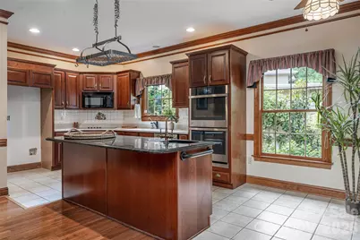 23 Boddington Court, Asheville, NC 28803 - Photo 10
