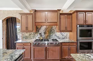 142 Riverchase Ln, Mooresville, NC 28115 - Photo 10