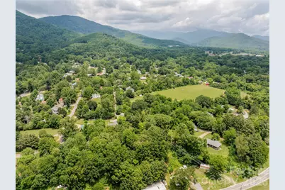 100 Stonewall Avenue, Swannanoa, NC 28778 - Photo 8