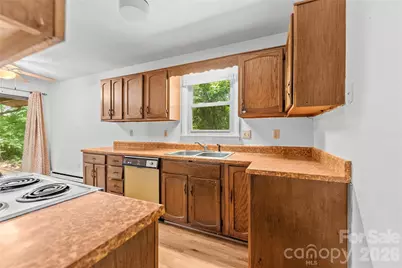 100 Stonewall Avenue, Swannanoa, NC 28778 - Photo 24