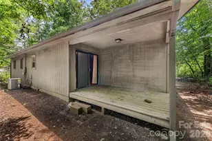 100 Stonewall Ave, Swannanoa, NC 28778 - Photo 34