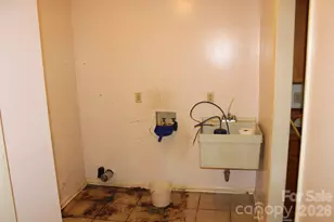 30 Oak Ln, Columbus, NC 28722 - Photo 12