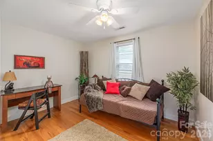1236 Brown Ave, Waynesville, NC 28786 - Photo 16
