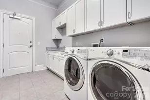 2100 Queens Rd W, Charlotte, NC 28207 - Photo 8