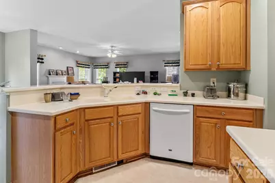 2725 Billings Park Drive, Charlotte, NC 28213 - Photo 14