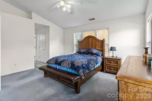 2725 Billings Park Dr, Charlotte, NC 28213 - Photo 18