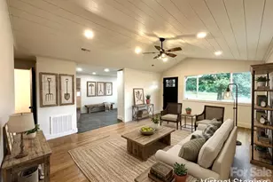 908 E 1st St, Newton, NC 28658 - Photo 4