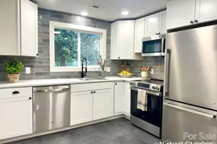 908 E 1st St, Newton, NC 28658 - Photo 8