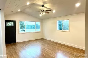 908 E 1st St, Newton, NC 28658 - Photo 10