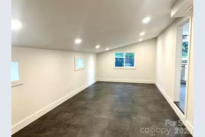 908 E 1st Street, Newton, NC 28658 - Photo 18