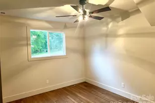 908 E 1st St, Newton, NC 28658 - Photo 26