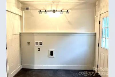 908 E 1st Street, Newton, NC 28658 - Photo 24