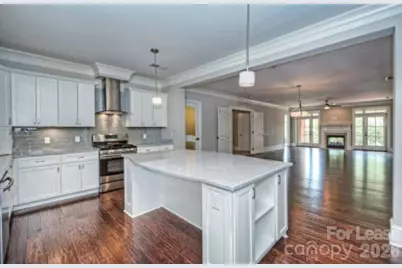 2100 Queens Road W #Southern Living, Charlotte, NC 28207 - Photo 4