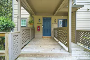 6150 Gray Gate Ln, Charlotte, NC 28210 - Photo 2