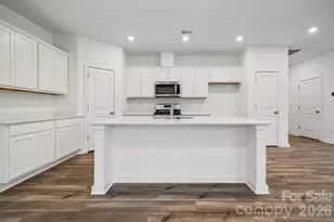 2948 31st St Ln NE, Hickory, NC 28601 - Photo 12