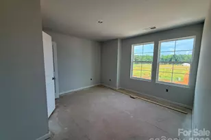 4017 Juno Dr, Charlotte, NC 28215 - Photo 10