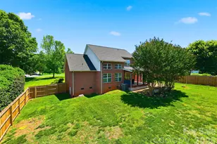 4005 Brickfield St, Hickory, NC 28602 - Photo 6