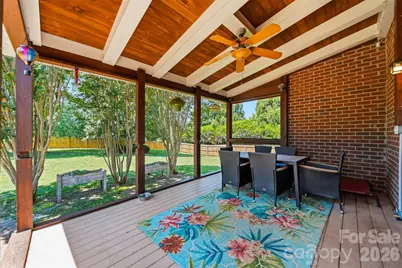 4005 Brickfield Street, Hickory, NC 28602 - Photo 8
