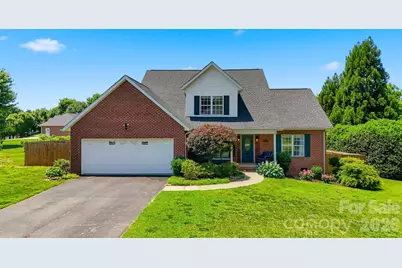 4005 Brickfield Street, Hickory, NC 28602 - Photo 1