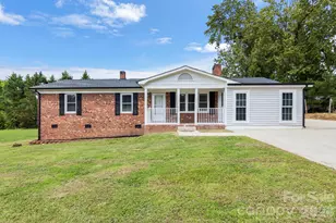 904 Long St, Oakboro, NC 28129 - Photo 1