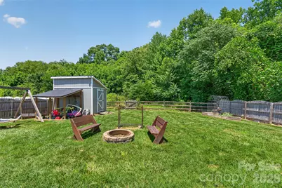 1200 Catawba Run, Lowell, NC 28098 - Photo 36