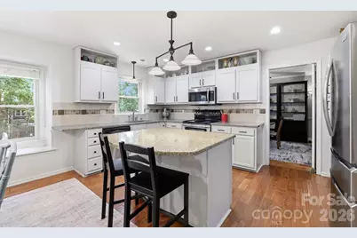 340 Walnut Point Drive, Matthews, NC 28105 - Photo 10