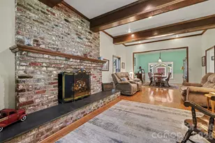 1339 Carmen Ln, Gastonia, NC 28054 - Photo 6