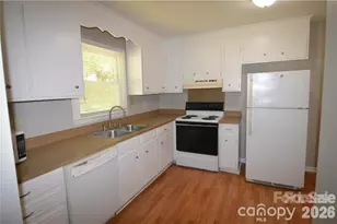 11701 Shandon Cir, Charlotte, NC 28226 - Photo 28