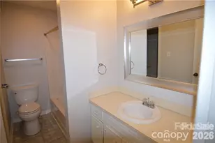 11701 Shandon Cir, Charlotte, NC 28226 - Photo 8