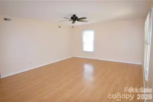 11701 Shandon Cir, Charlotte, NC 28226 - Photo 2