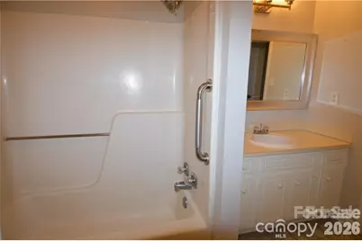 11701 Shandon Circle, Charlotte, NC 28226 - Photo 4
