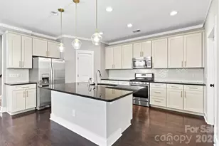 2104 Woodward Ave, Charlotte, NC 28206 - Photo 12