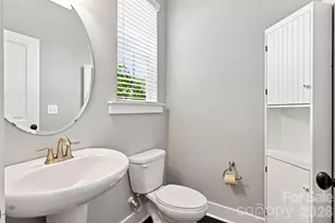2104 Woodward Ave, Charlotte, NC 28206 - Photo 16