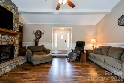 246 Putnam Lake Road, Kings Mountain, NC 28086 - Photo 4