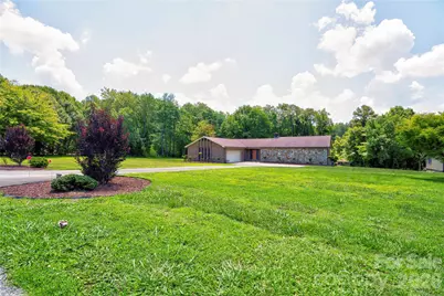 246 Putnam Lake Road, Kings Mountain, NC 28086 - Photo 38
