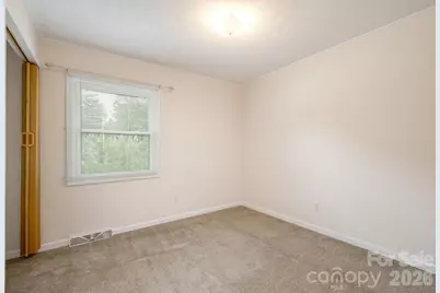 107 Maywood Road, Hendersonville, NC 28792 - Photo 14