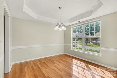 10422 Baskerville Avenue, Charlotte, NC 28269 - Photo 4