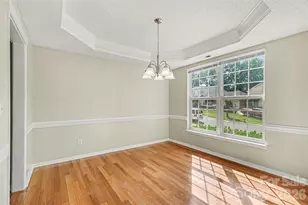 10422 Baskerville Ave, Charlotte, NC 28269 - Photo 4