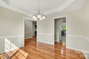 10422 Baskerville Ave, Charlotte, NC 28269 - Photo 6