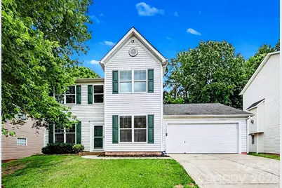 10422 Baskerville Avenue, Charlotte, NC 28269 - Photo 1