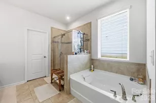 6523 Georgia Oak Rd, Charlotte, NC 28269 - Photo 16