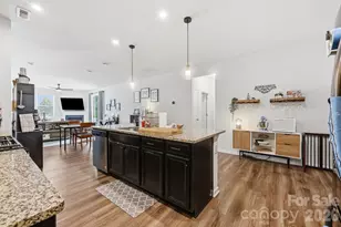 6523 Georgia Oak Rd, Charlotte, NC 28269 - Photo 10