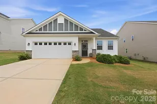 6523 Georgia Oak Rd, Charlotte, NC 28269 - Photo 1