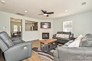 7256 Coddin Ln, Fort Mill, SC 29707 - Photo 2