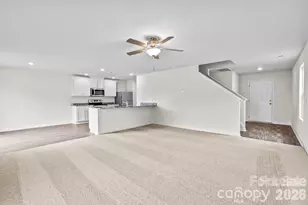 1305 Nia Rd, Charlotte, NC 28215 - Photo 8