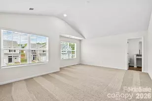 1305 Nia Rd, Charlotte, NC 28215 - Photo 12