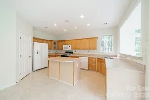 10805 Wilklee Dr, Charlotte, NC 28277 - Photo 16