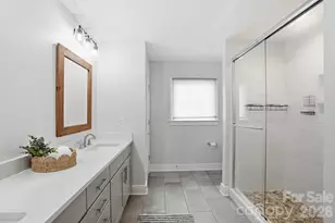 1024 Wesley Park Ln, Charlotte, NC 28208 - Photo 22