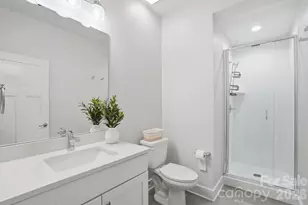 1024 Wesley Park Ln, Charlotte, NC 28208 - Photo 6