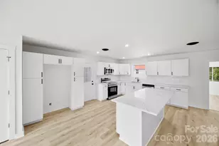 5421 Maplewood Ln, Charlotte, NC 28227 - Photo 8